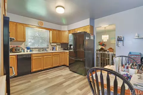 Kitchen - 1012 Elder Ave, Mchenry, IL 60051 photo 1 of 2