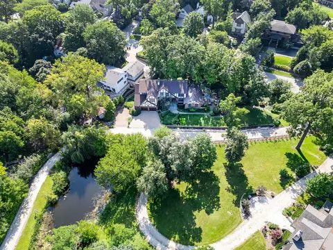 1330 Maple Ave, Downers Grove, IL 60515