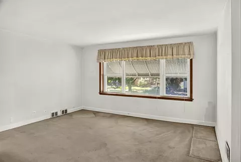 Living - 3329 Arthur Ave, Brookfield, IL 60513 photo 3 of 3