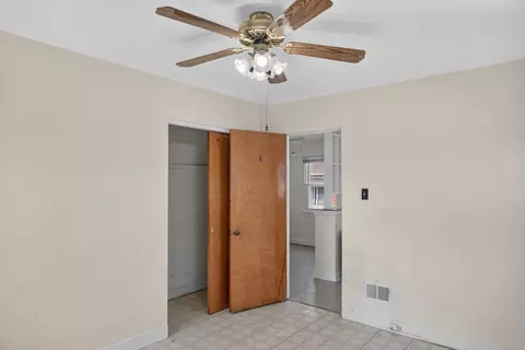 Bedroom - 3329 Arthur Ave, Brookfield, IL 60513 photo 6 of 6