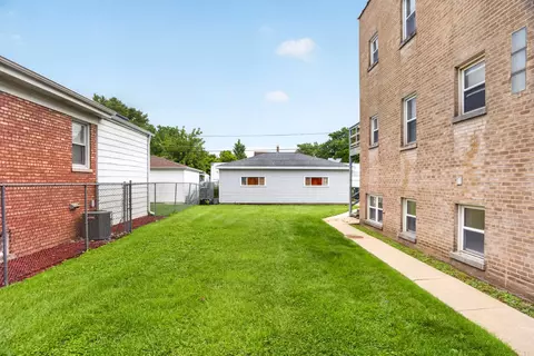 Exterior - 3329 Arthur Ave, Brookfield, IL 60513 photo 3 of 6