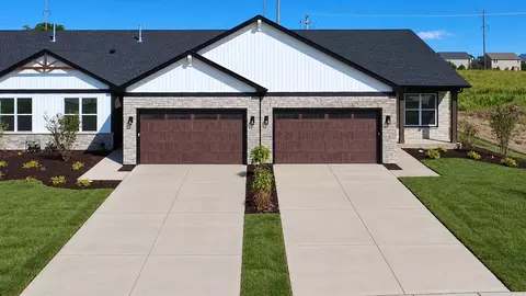 5992 Wildcat Way, Bettendorf, IA 52722