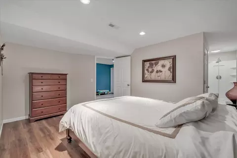 Bedroom - 19310 Acker Rd, Fulton, IL 61252 photo 10 of 10