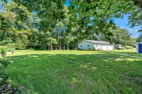 Exterior - 19310 Acker Rd, Fulton, IL 61252 photo 14 of 14