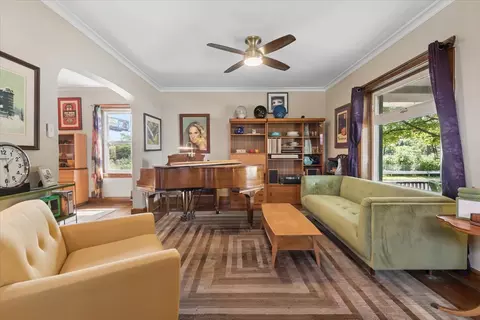 Living - 632 Thomas Ave, Forest Park, IL 60130 photo 1 of 2