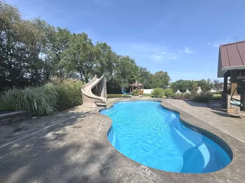 Exterior - 2220 Sunset View Ln, Kankakee, IL 60901 photo 15 of 28