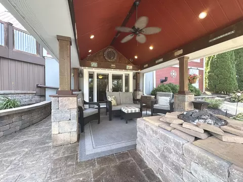 Exterior - 2220 Sunset View Ln, Kankakee, IL 60901 photo 12 of 28