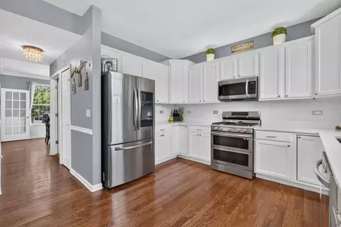Kitchen - 25439 Bower Ct, Plainfield, IL 60585 photo 2 of 2