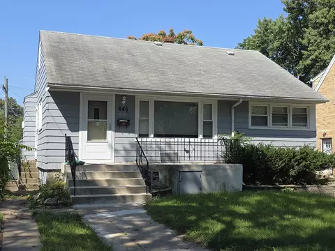 646 Mackinaw Ave, Calumet City, IL 60409
