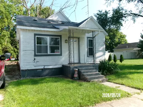 709 E Jones St, Milford, IL 60953