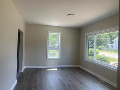 Living - 6408 Wayne St, Union, IL 60180 photo 5 of 6