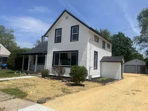 Exterior - 6408 Wayne St, Union, IL 60180 photo 3 of 9