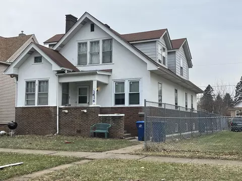 1616 Victoria Ave, North Chicago, IL 60064