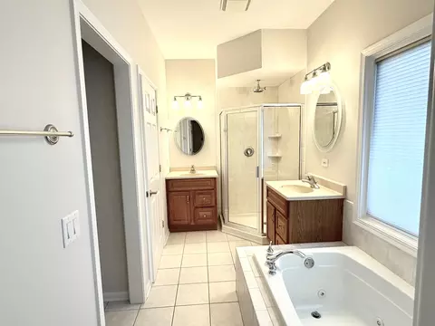 Bath - 3308 Prairie Trl, Johnsburg, IL 60051 photo 1 of 5