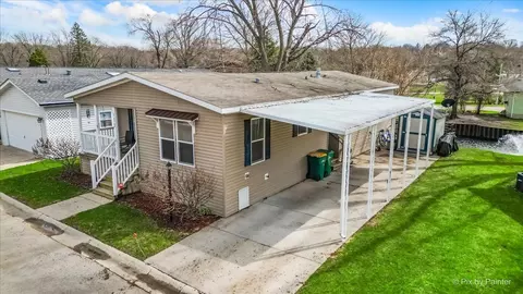 173 Northshore Rd, Elgin, IL 60123 photo 2
