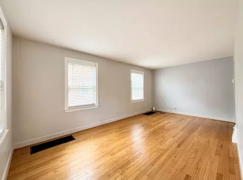 Living - 416 N Main St, Mount Prospect, IL 60056 photo 2 of 3