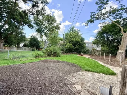 Exterior - 416 N Main St, Mount Prospect, IL 60056 photo 4 of 4