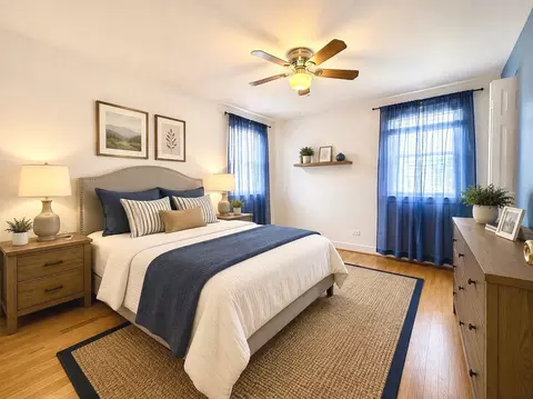 Bedroom - 416 N Main St, Mount Prospect, IL 60056 photo 3 of 4