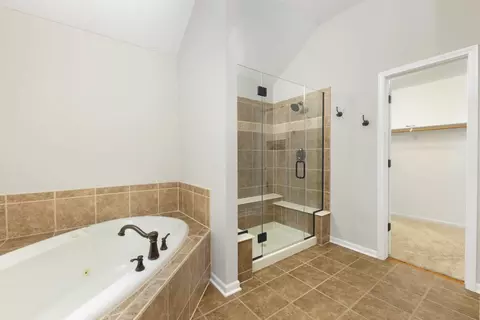 Bath - 26208 W Milestone Dr, Plainfield, IL 60585 photo 5 of 9