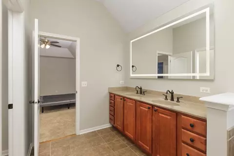 Bath - 26208 W Milestone Dr, Plainfield, IL 60585 photo 4 of 9