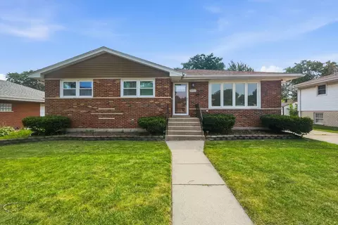 18433 Center Ave, Homewood, IL 60430