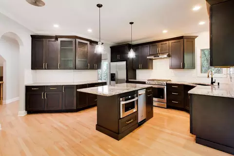 Kitchen - 1111 Compass Ct, Naperville, IL 60540 photo 3 of 4