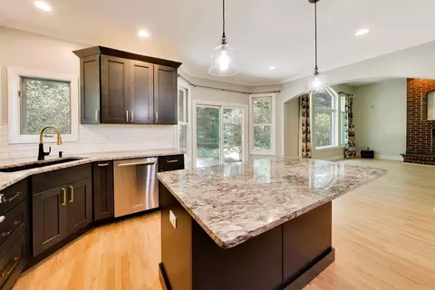 Kitchen - 1111 Compass Ct, Naperville, IL 60540 photo 4 of 4