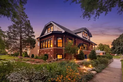 801 Homestead Rd, La Grange Park, IL 60526
