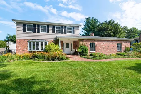 1514 Allen Ln, Saint Charles, IL 60174