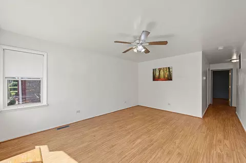 Living - 3120 Florence Ave, Steger, IL 60475 photo 3 of 4