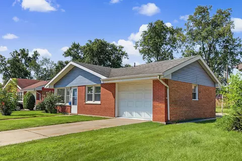 Exterior - 3120 Florence Ave, Steger, IL 60475 photo 2 of 5