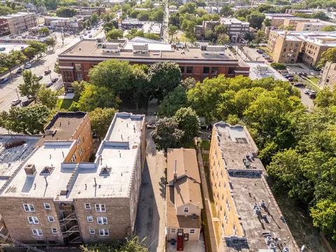 View/Area - 17 N Pine Ave, Chicago, IL 60644 photo 4 of 11