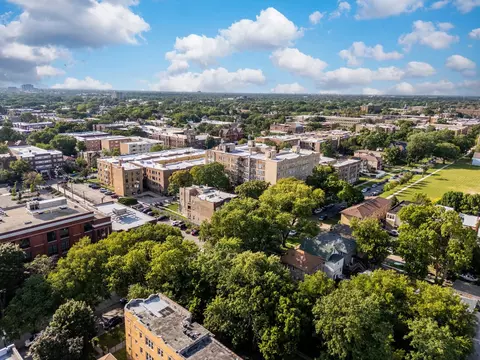 View/Area - 17 N Pine Ave, Chicago, IL 60644 photo 8 of 11