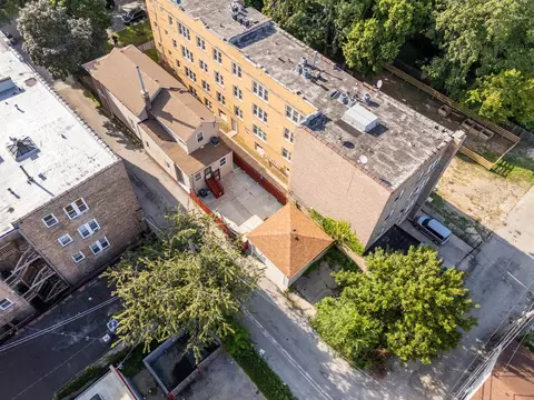 View/Area - 17 N Pine Ave, Chicago, IL 60644 photo 3 of 11