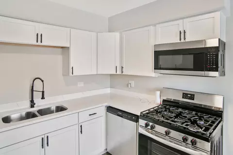 Kitchen - 3451 Ithaca Rd, Olympia Fields, IL 60461 photo 2 of 2