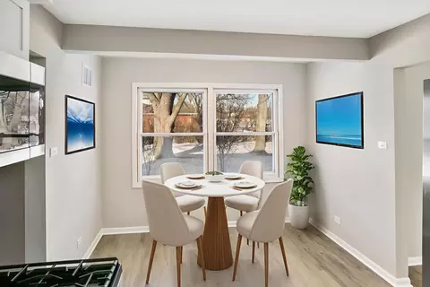 Dining - 3451 Ithaca Rd, Olympia Fields, IL 60461 photo 2 of 2