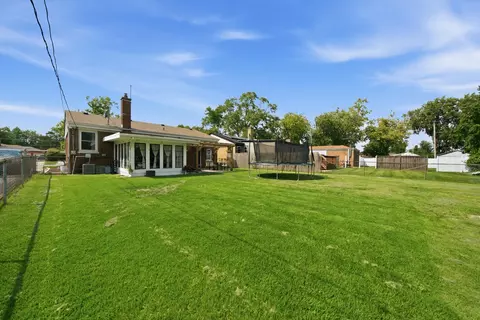 Exterior - 2309 S 23rd Ave, Broadview, IL 60155 photo 5 of 5