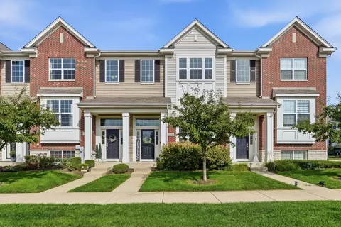 15371 Sheffield Square Pkwy, Orland Park, IL 60462