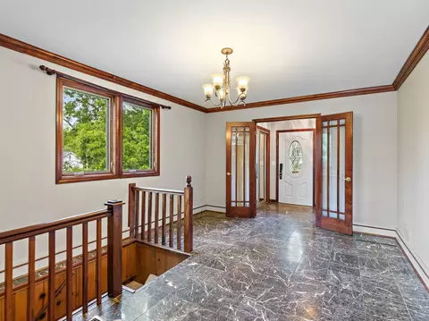 Entry Way - 1301 Tower Ln, Cary, IL 60013 photo 1 of 3
