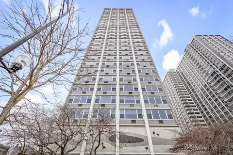 4250 N Marine Dr #2812, Chicago, IL 60613