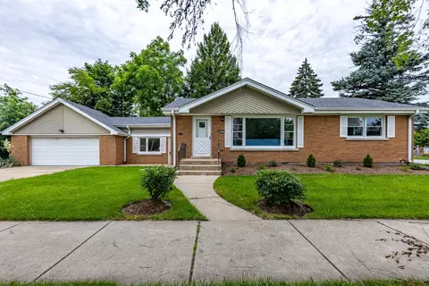 795 E 163rd St, South Holland, IL 60473