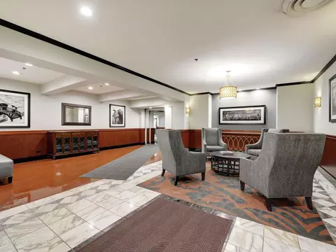 Living - 40 E 9th St #1406C, Chicago, IL 60605 photo 1 of 4