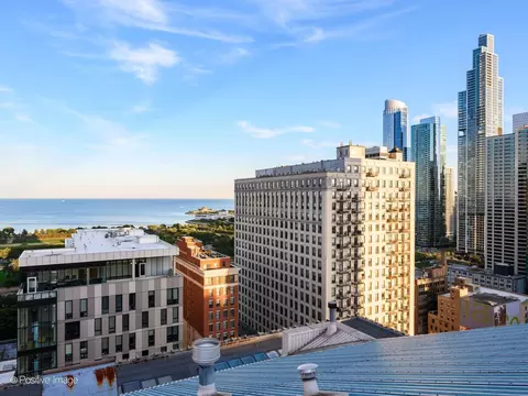 View/Area - 40 E 9th St #1406C, Chicago, IL 60605 photo 2 of 2
