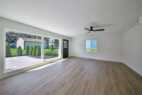 Living - 1106 N Path Dr, Wheaton, IL 60187 photo 11 of 12