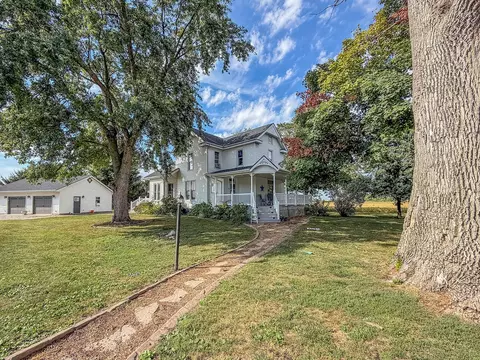 Other - 220 E 4th St, Arcola, IL 61910 photo 2 of 7