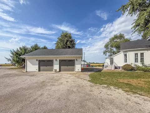 Exterior - 220 E 4th St, Arcola, IL 61910 photo 23 of 23