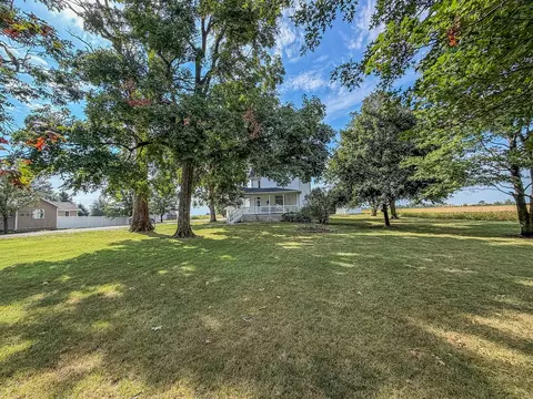 Exterior - 220 E 4th St, Arcola, IL 61910 photo 3 of 23