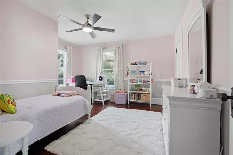 Bedroom - 1514 E Grove St, Bloomington, IL 61701 photo 3 of 3