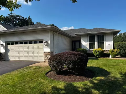 13114 Illinois Dr, Huntley, IL 60142