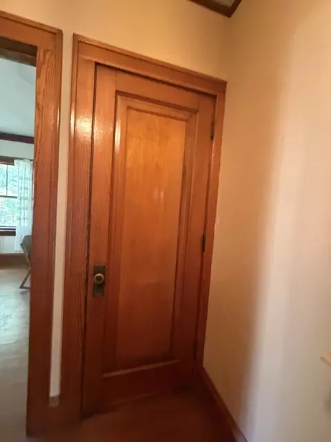Entry Way - 1106 E Olive St E, Bloomington, IL 61701 photo 4 of 6